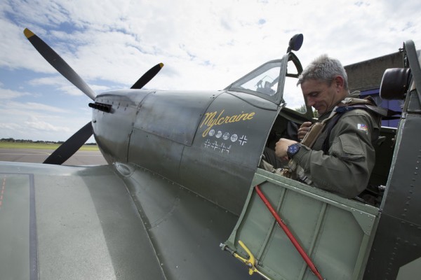 paul-bonhomme-inside-spitfire-cockpit