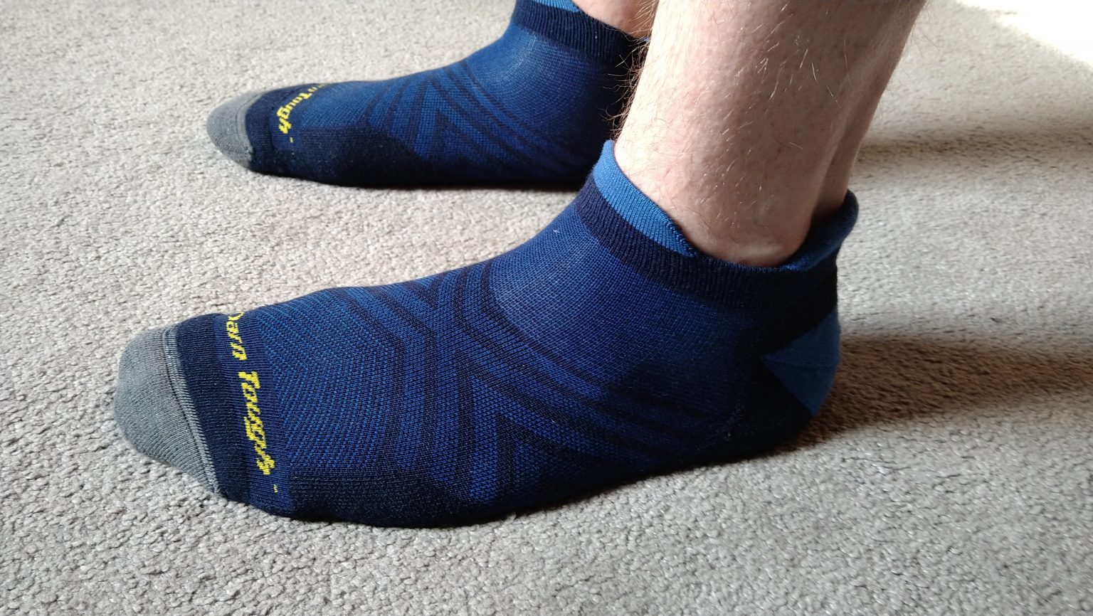 We've worn Darn Tough socks and here's what we think – Adventure 52